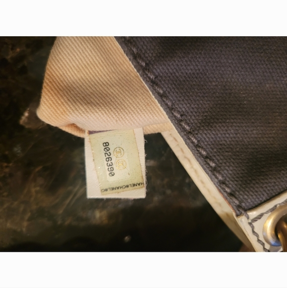 💯Authentic Chanel Vintage Navy Canvas With White Leather - Picture 4 of 9